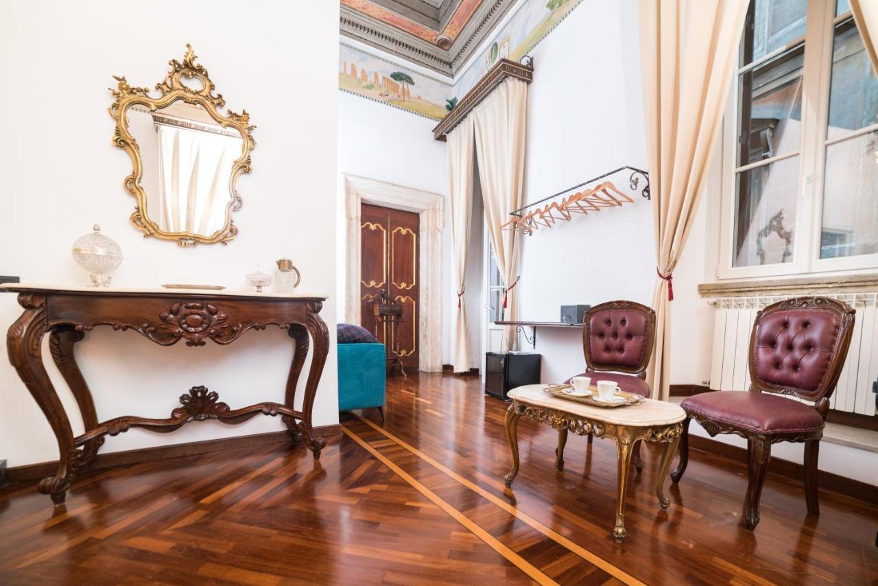Palazzo Del Duca Piazza Navona Guest House Rome Luaran gambar